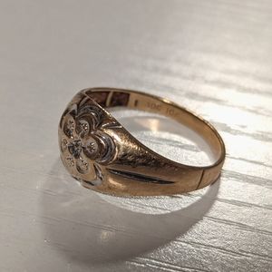 Men's 10k Gold Ring Size 10